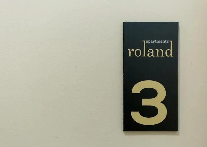 Roland Апартаменты