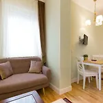 Roland * Budapest