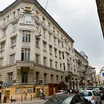 Roland Budapest