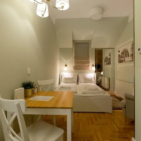 Roland Apartment