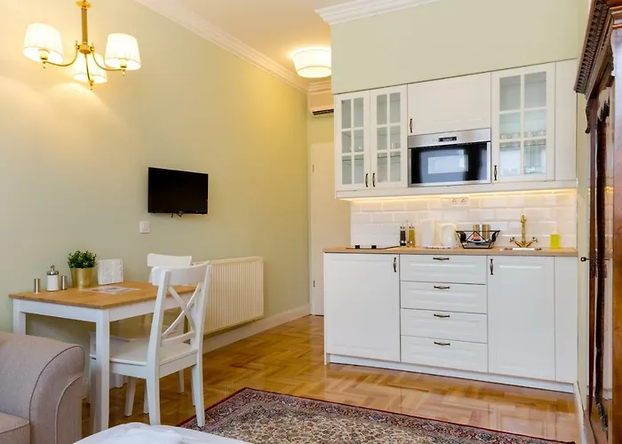 Apartament Roland *